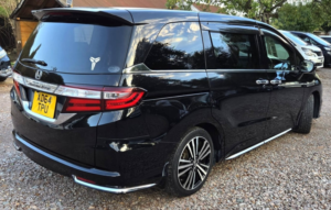 2014 Honda Odyssey Absolute Edition-2.4l Petrol-Automatic-7 Seats Family Car-Ulez/caz Pass-Free 24months Warranty & 12months Aa Breakdown in Black — image 4