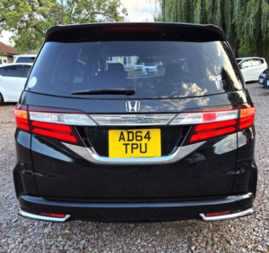 2014 Honda Odyssey Absolute Edition-2.4l Petrol-Automatic-7 Seats Family Car-Ulez/caz Pass-Free 24months Warranty & 12months Aa Breakdown in Black — image 6