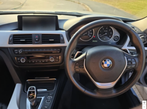 2015 BMW 3 Series 3.0 330d Se in Silver — image 5