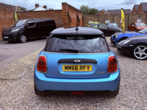 2016 MINI Hatch 1.5 Cooper 3-Door Hatch in Blue — image 5