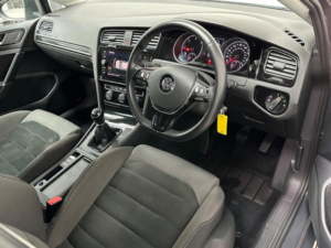 2017 Volkswagen Golf 2.0 Tdi Bluemotion Tech Gt Euro 6 (s/s) 5dr in Grey — image 4