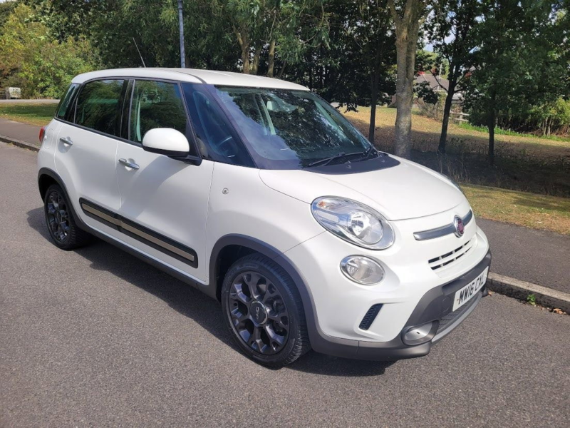 2016 Fiat 500l 1.4 Trekking MPV 5dr Petrol Manual Euro 6 (95 Bhp) in Multicolour — image 1