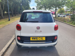 2016 Fiat 500l 1.4 Trekking MPV 5dr Petrol Manual Euro 6 (95 Bhp) in Multicolour — image 5