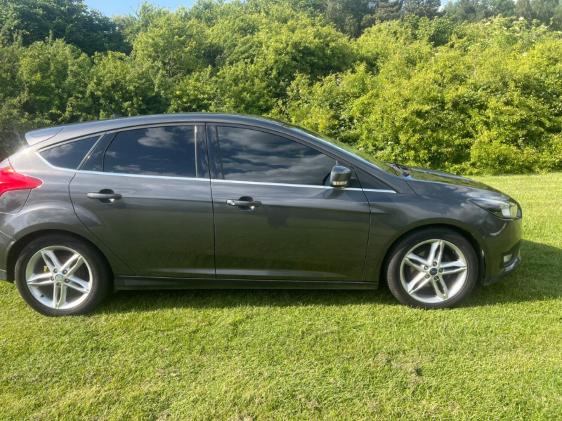 2015 Ford Focus 1.6 Tdci Zetec in Grey — image 1
