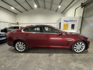 2013 Jaguar Xf 2.2 D Premium Luxury in Red — image 6