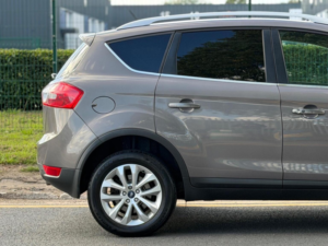 2011 Ford Kuga 2.0 Tdci Titanium AWD Euro 5 5dr in Brown — image 6