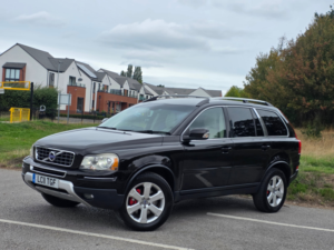 2011 Volvo Xc90 Xc90 Se Lux AWD Ds Auto in Black — image 3