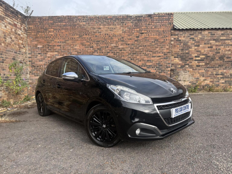 2019 Peugeot 208 1.2 Puretech Tech Edition Euro 6 (s/s) 5dr in Black — image 1