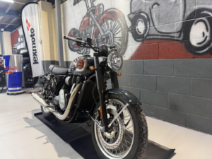 2025 Bsa Gold Star Highland Green in Green — image 5
