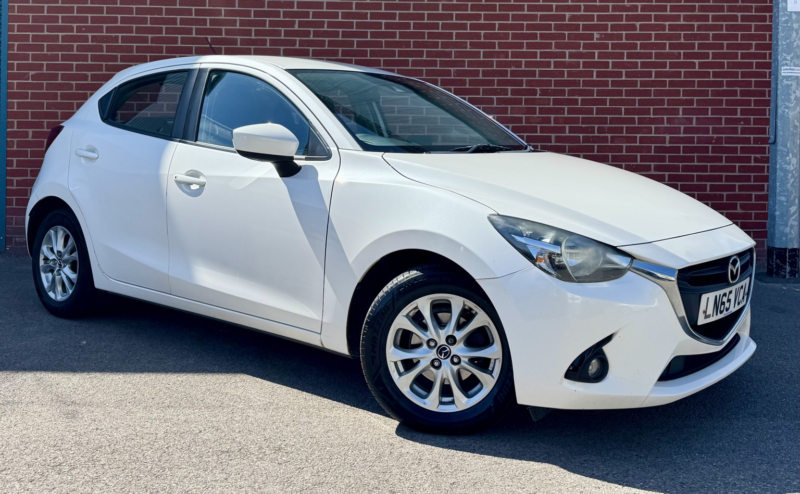 2015 Mazda Mazda2 1.5 Skyactiv-G Se-L in White — image 1