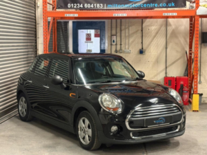2016 MINI Hatch 1.2 One Euro 6 (s/s) 5dr in Black — image 6