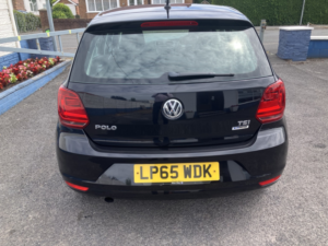 2016 Volkswagen Polo 1.2 Tsi Bluemotion Tech Se in Black — image 2