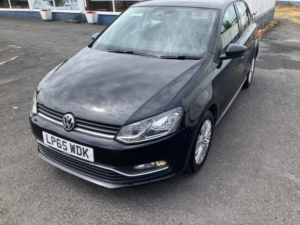 2016 Volkswagen Polo 1.2 Tsi Bluemotion Tech Se in Black — image 4