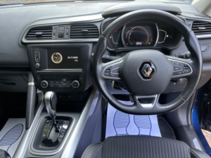 2018 Renault Kadjar 1.2 Signature Nav Tce 130 Auto in Blue — image 3