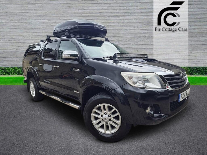 2014 Toyota Hilux 3.0 D-4d Invincible 4WD Euro 5 4dr in Black — image 1