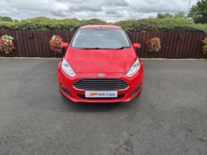 2016 Ford Fiesta 1.3 Zetec in Red — image 5