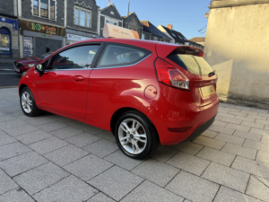 2014 Ford Fiesta 1.3 Zetec in Red — image 4