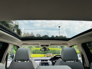 2012 Land Rover Range Rover Evoque 2.2 Sd4 Pure in White — image 2