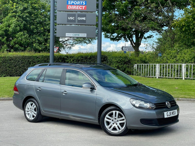 2011 Volkswagen Golf 1.6 Tdi Se DSG Euro 5 5dr in Grey — image 1