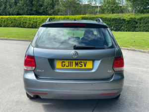 2011 Volkswagen Golf 1.6 Tdi Se DSG Euro 5 5dr in Grey — image 6