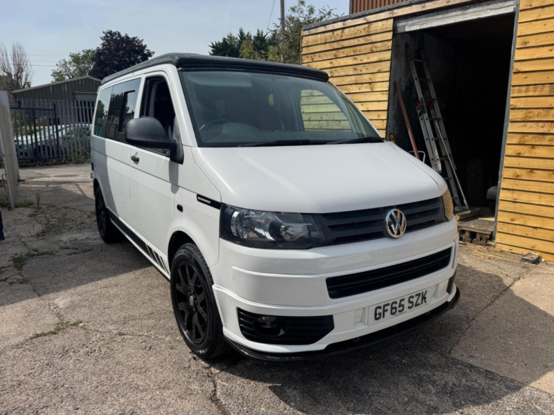 2015 Volkswagen Transporter in White — image 1