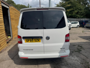 2015 Volkswagen Transporter in White — image 5