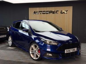 2017 Ford Focus 2.0t Ecoboost St-2 Hatchback 5dr Petrol Manual Euro 6 (s/s) (250 Ps) in Blue — image 2
