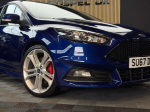 2017 Ford Focus 2.0t Ecoboost St-2 Hatchback 5dr Petrol Manual Euro 6 (s/s) (250 Ps) in Blue — image 4