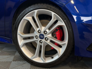 2017 Ford Focus 2.0t Ecoboost St-2 Hatchback 5dr Petrol Manual Euro 6 (s/s) (250 Ps) in Blue — image 5