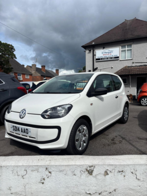 2014 Volkswagen Up! 1.0 Take Up! Euro 5 3dr in White — image 2