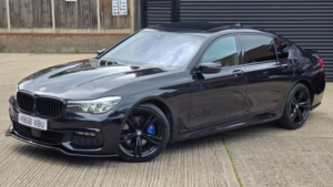 2018 BMW 7 Series 3.0 730ld M Sport Auto Euro 6 (s/s) 4dr in Black — image 2