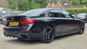 2018 BMW 7 Series 3.0 730ld M Sport Auto Euro 6 (s/s) 4dr in Black — image 6
