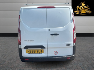 2019 Ford Transit Custom 2.0 320 Ecoblue in White — image 6