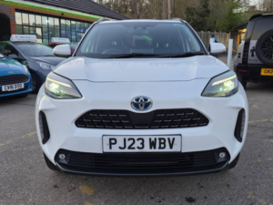 2023 Toyota Yaris Cross 1.5 Vvt-H Excel E-CVT AWD Euro 6 (s/s) 5dr in White — image 2