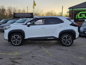 2023 Toyota Yaris Cross 1.5 Vvt-H Excel E-CVT AWD Euro 6 (s/s) 5dr in White — image 4