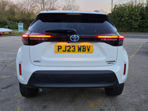 2023 Toyota Yaris Cross 1.5 Vvt-H Excel E-CVT AWD Euro 6 (s/s) 5dr in White — image 6