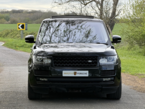 2016 Land Rover Range Rover 3.0 H Sdv6 Autobiography in Black — image 3