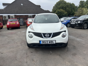 2013 Nissan Juke 1.6 Visia in White — image 2