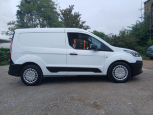 2022 Ford Transit Connect 1.5 220 Ecoblue Leader L1 Euro 6 (s/s) 5dr in White — image 2
