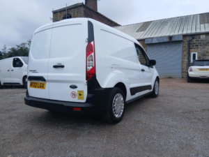 2022 Ford Transit Connect 1.5 220 Ecoblue Leader L1 Euro 6 (s/s) 5dr in White — image 3