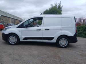 2022 Ford Transit Connect 1.5 220 Ecoblue Leader L1 Euro 6 (s/s) 5dr in White — image 6