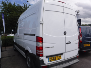 2018 Mercedes-Benz Sprinter 2.1 314 Cdi Blueefficiency in White — image 4