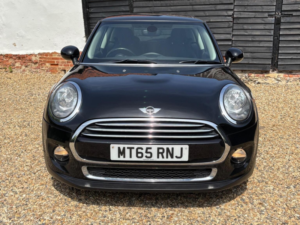 2015 MINI Hatch 1.5 Cooper Euro 6 (s/s) 3dr in Black — image 2