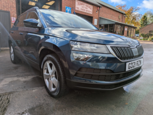 2021 Skoda Karoq 1.5 Tsi Act Se in Blue — image 3