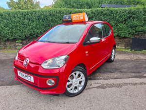 2016 Volkswagen Up! 1.0 Move Up! Euro 6 3dr in Red — image 3