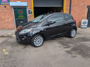 2013 Ford Ka 1.2 Zetec in Black — image 4