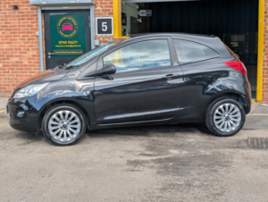 2013 Ford Ka 1.2 Zetec in Black — image 6