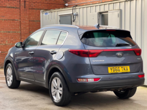 2016 Kia Sportage 1.6 Gdi 2 Euro 6 (s/s) 5dr in Blue — image 4