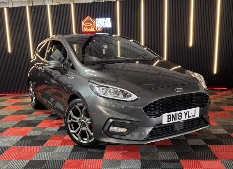 2018 Ford Fiesta 1.0 T Ecoboost St-Line in Grey — image 1