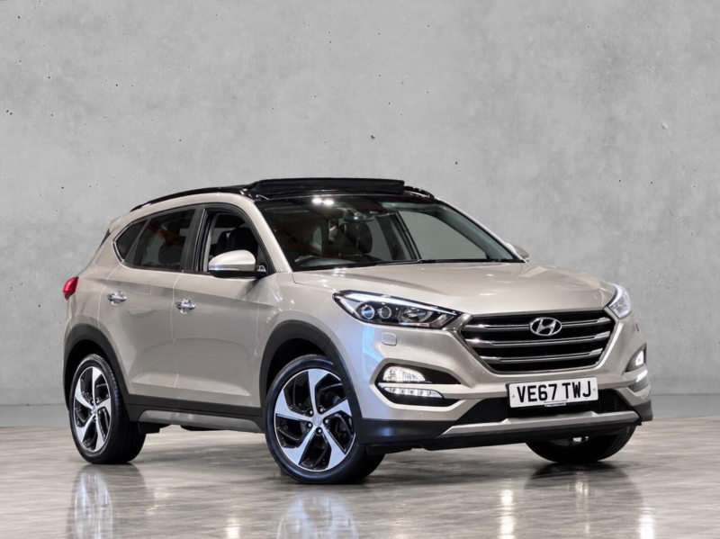 2017 Hyundai Tucson 1.7 Crdi Blue Drive Premium Se Dct Euro 6 (s/s) 5dr in White — image 1